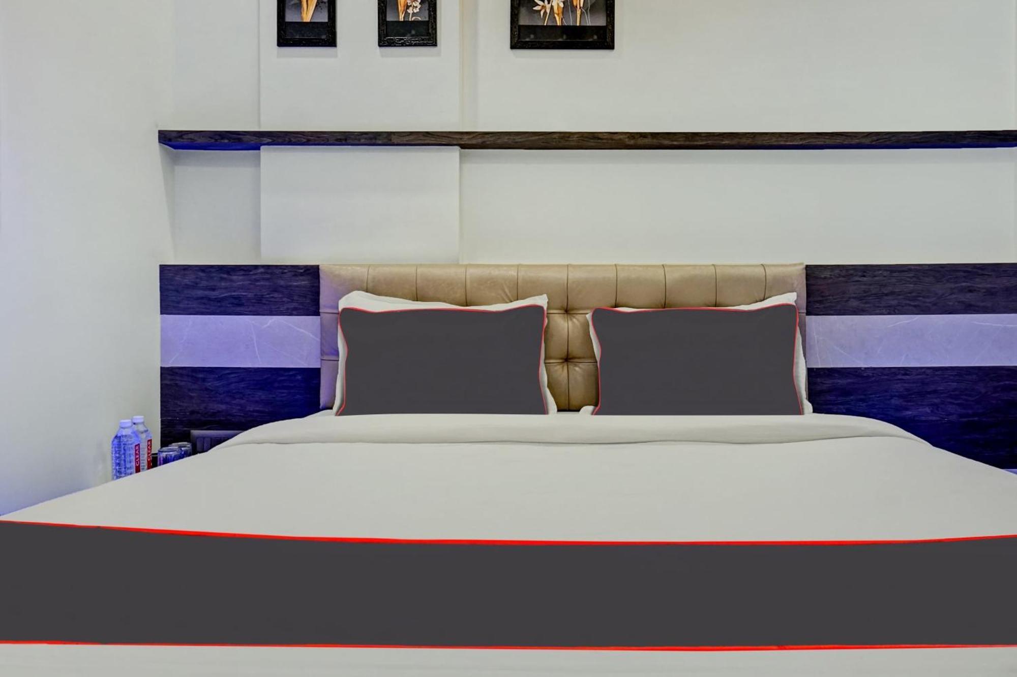 Hotel Super Townhouse Poona Royal Pimpri-Chinchwad Exteriér fotografie