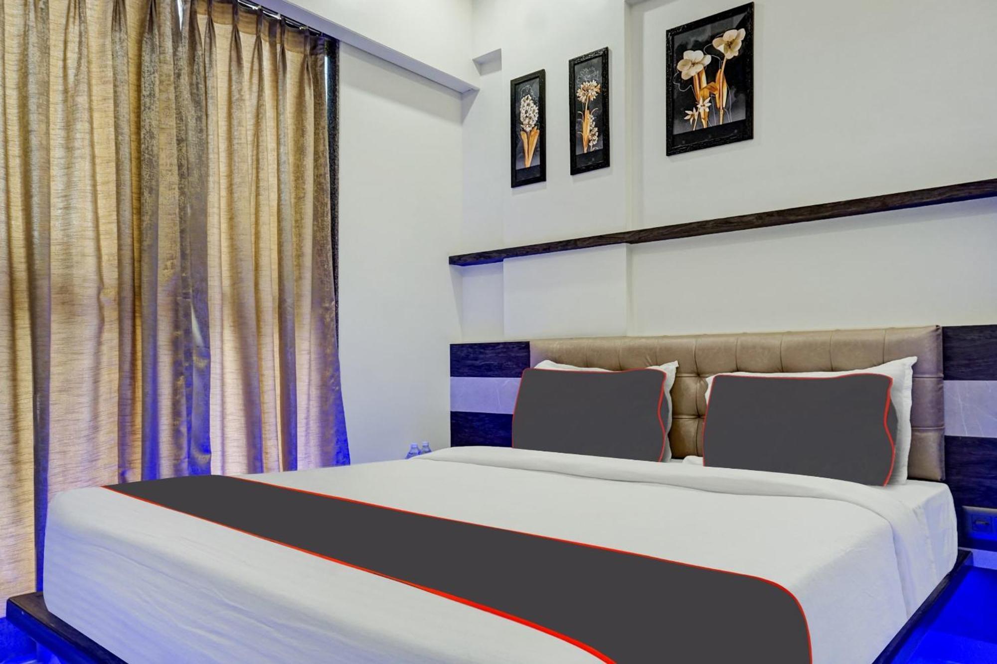 Hotel Super Townhouse Poona Royal Pimpri-Chinchwad Exteriér fotografie